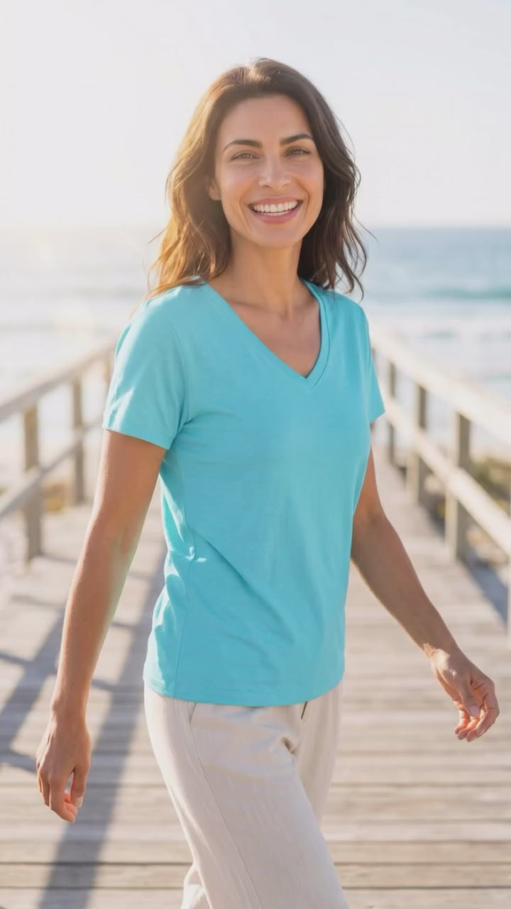 Salty Soul Women’s Relaxed V-Neck Tee – Turquoise
